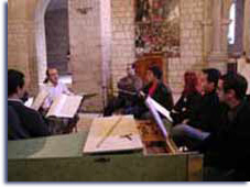 Claudio Dall'Albero durante le prove con il gruppo cubano